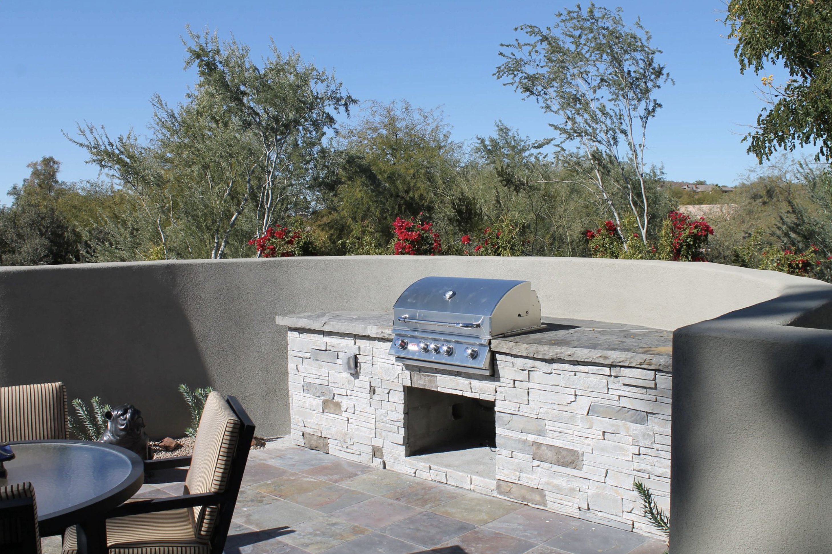 outdoor kitchen
