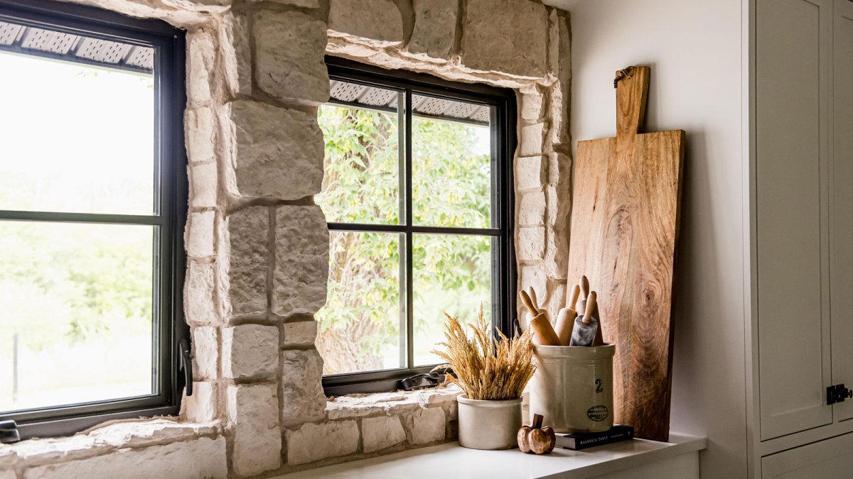 Eldorado Stone’s RoughCut in Casa Blanca colorway