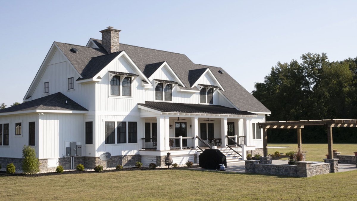 Celect Board & Batten siding in frost