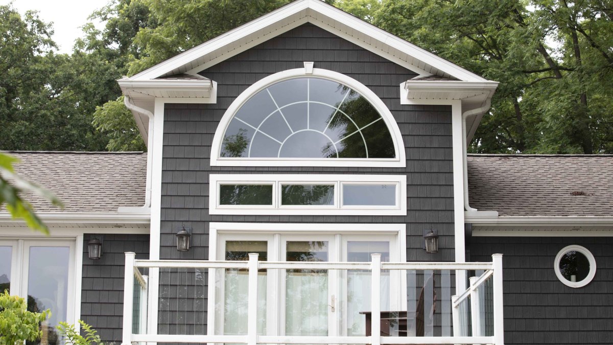 Kleer Trimboard with Grayne Siding