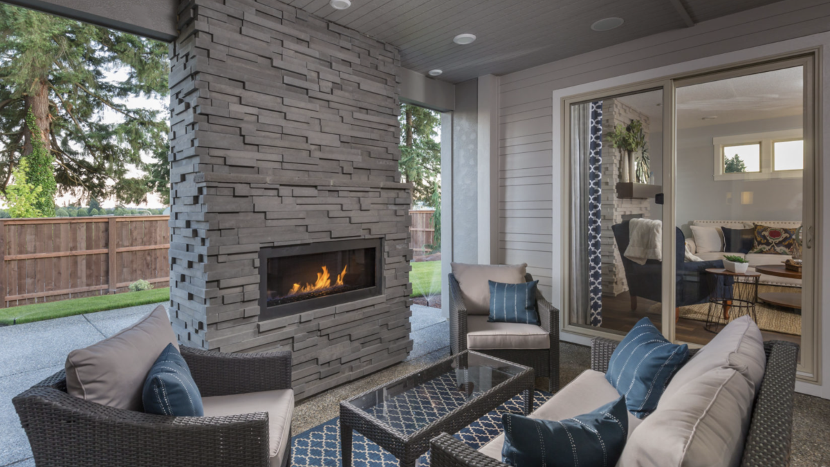 CS_Pro-Fit Modera Ledgestone_Carbon_Ext_Unique Spaces_01
